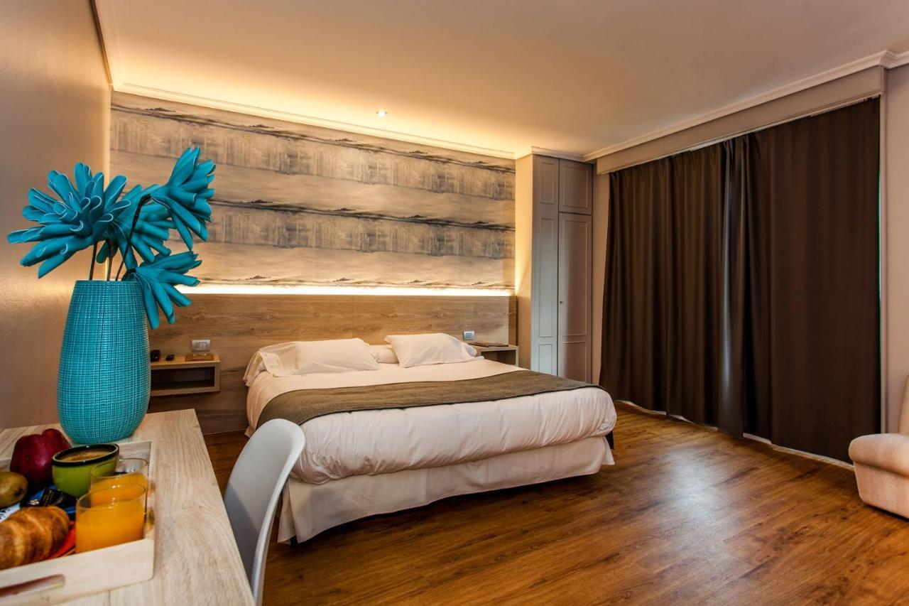 Hospedium Hotel La Marina Costa Da Morte Сеэ Экстерьер фото