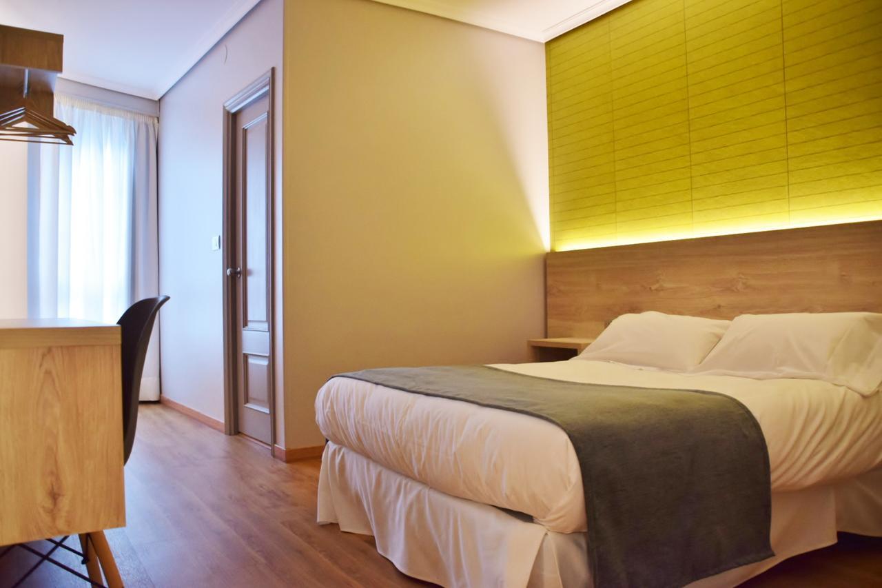 Hospedium Hotel La Marina Costa Da Morte Сеэ Экстерьер фото