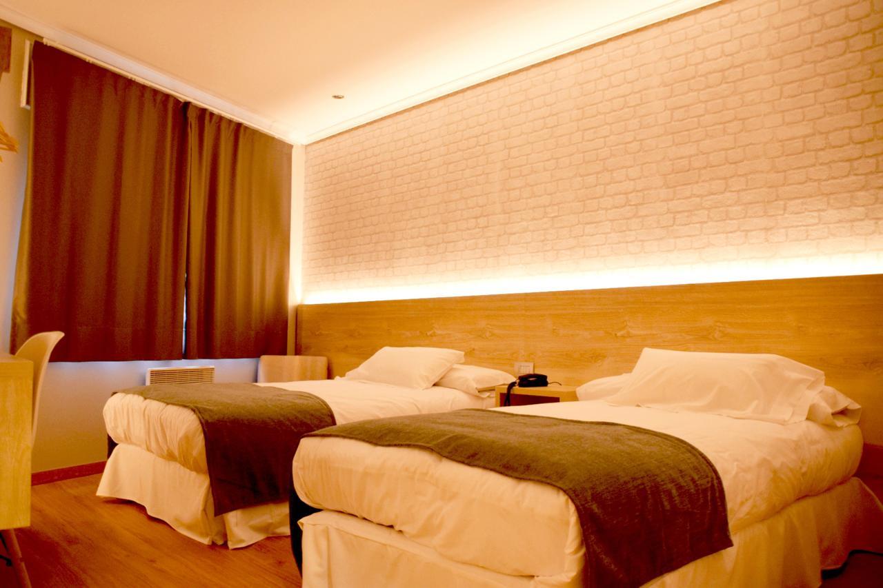 Hospedium Hotel La Marina Costa Da Morte Сеэ Экстерьер фото