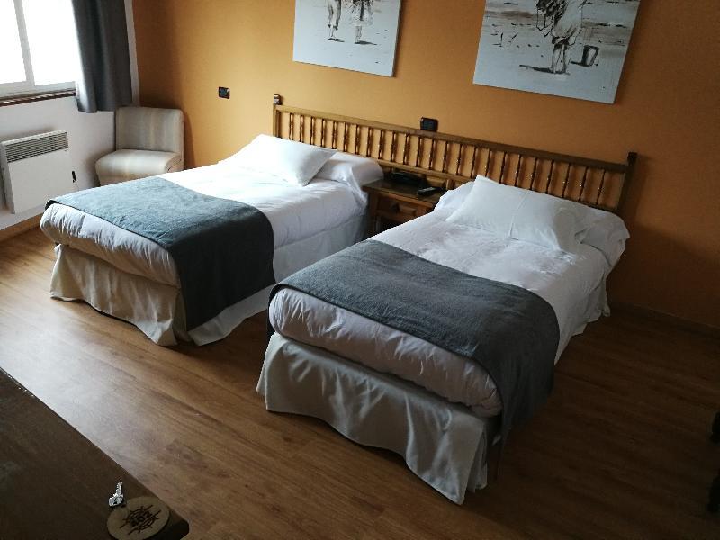 Hospedium Hotel La Marina Costa Da Morte Сеэ Экстерьер фото