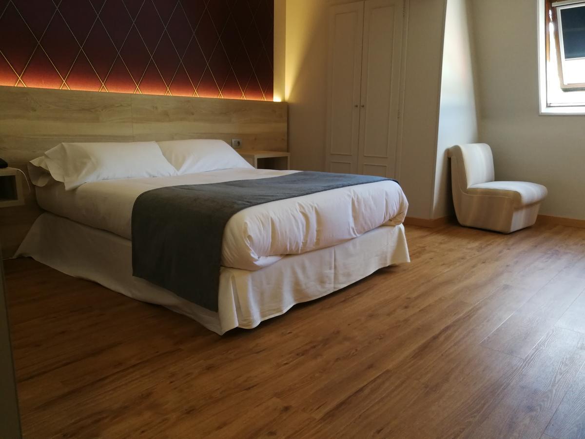 Hospedium Hotel La Marina Costa Da Morte Сеэ Экстерьер фото