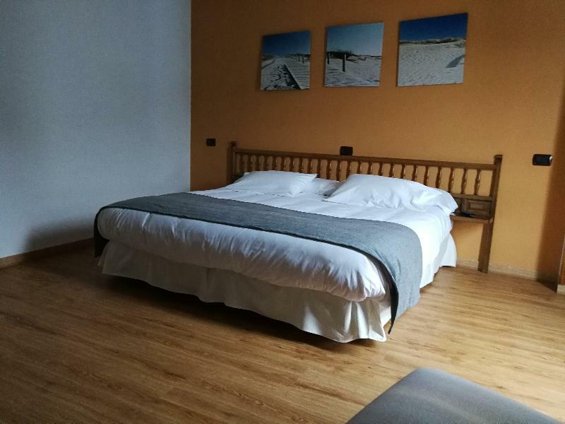 Hospedium Hotel La Marina Costa Da Morte Сеэ Экстерьер фото